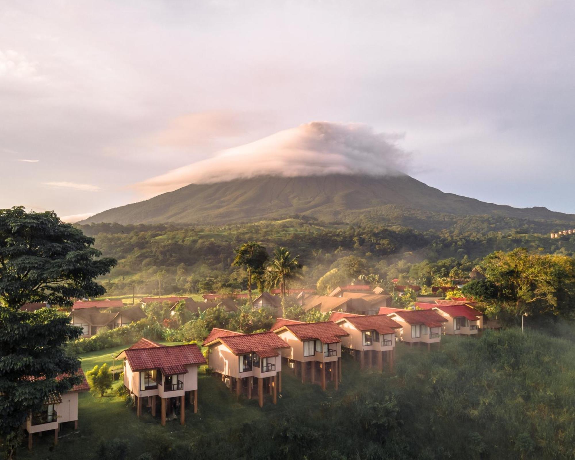 Montana De Fuego Mountain Resort & Spa La Fortuna 客房 照片
