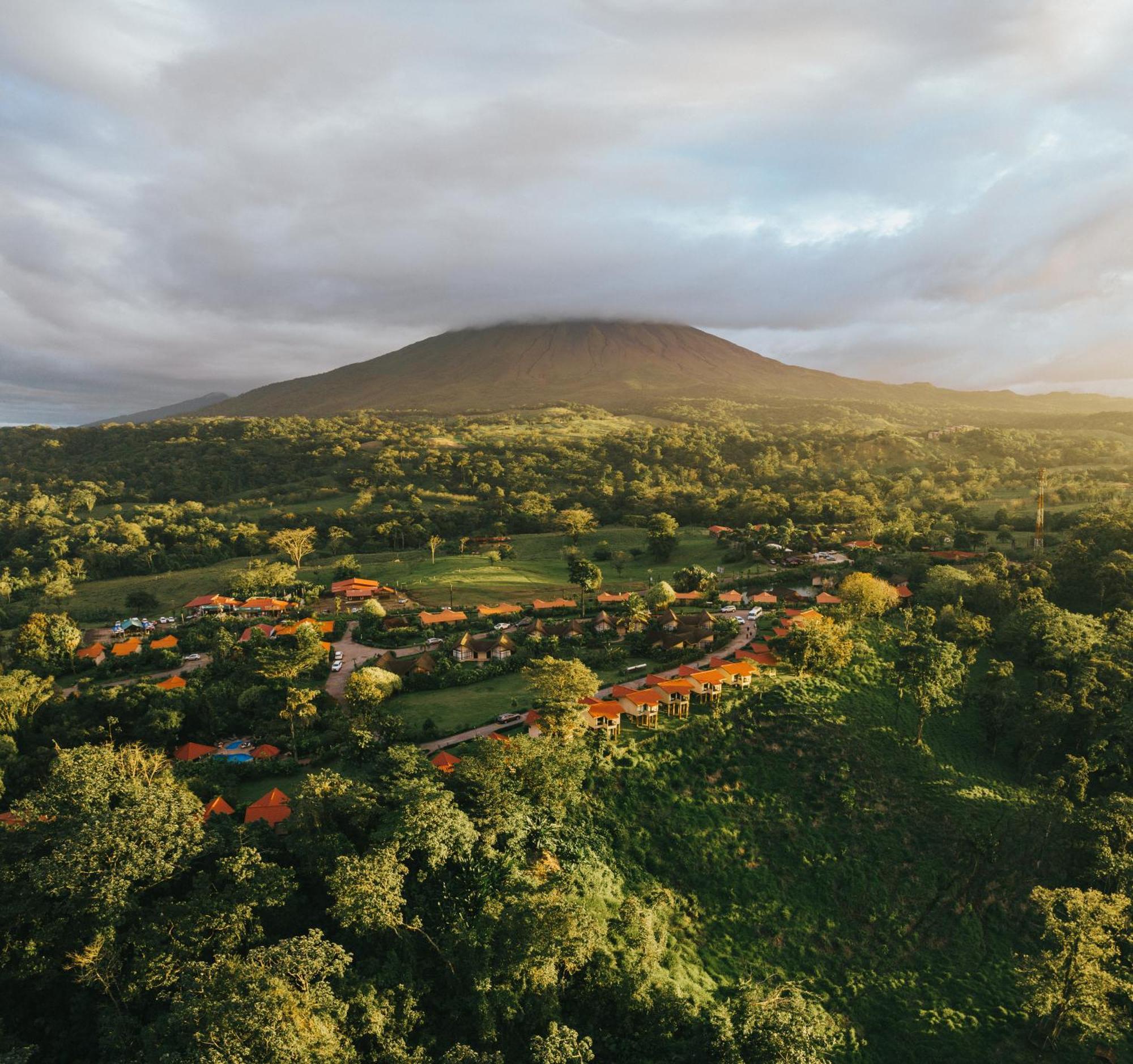 Montana De Fuego Mountain Resort & Spa La Fortuna 外观 照片